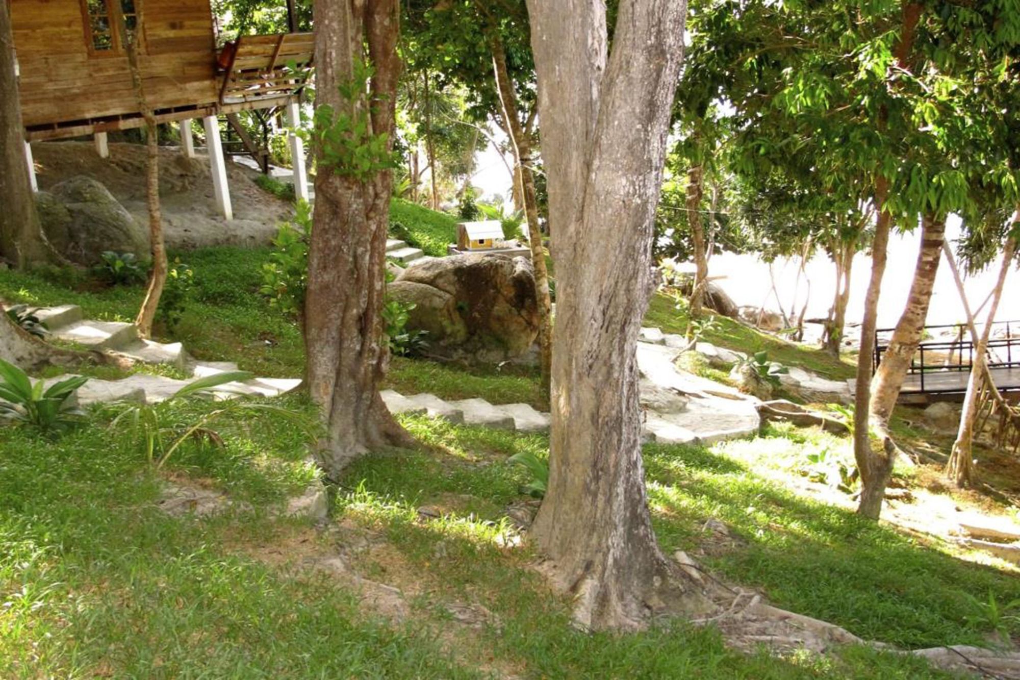 Pitiusas Beach Resort Koh Lipe Exteriör bild